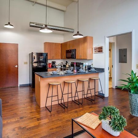 Апартаменты Ny Style Centric Loft With King Bed By Park Ave Рочестер Экстерьер фото