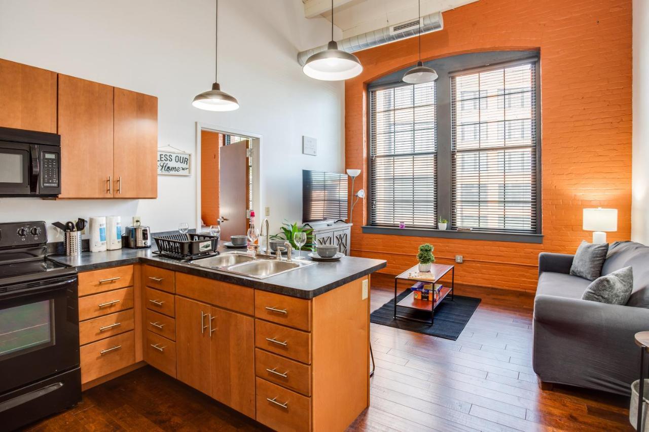 Апартаменты Ny Style Centric Loft With King Bed By Park Ave Рочестер Экстерьер фото